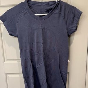 Lulu lemon swiftly tech short sleeve